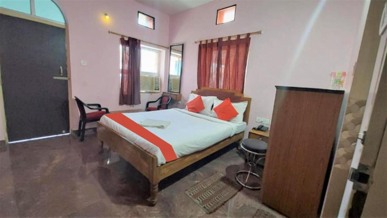 Hotel Planet9 Puri Official Bagian luar foto