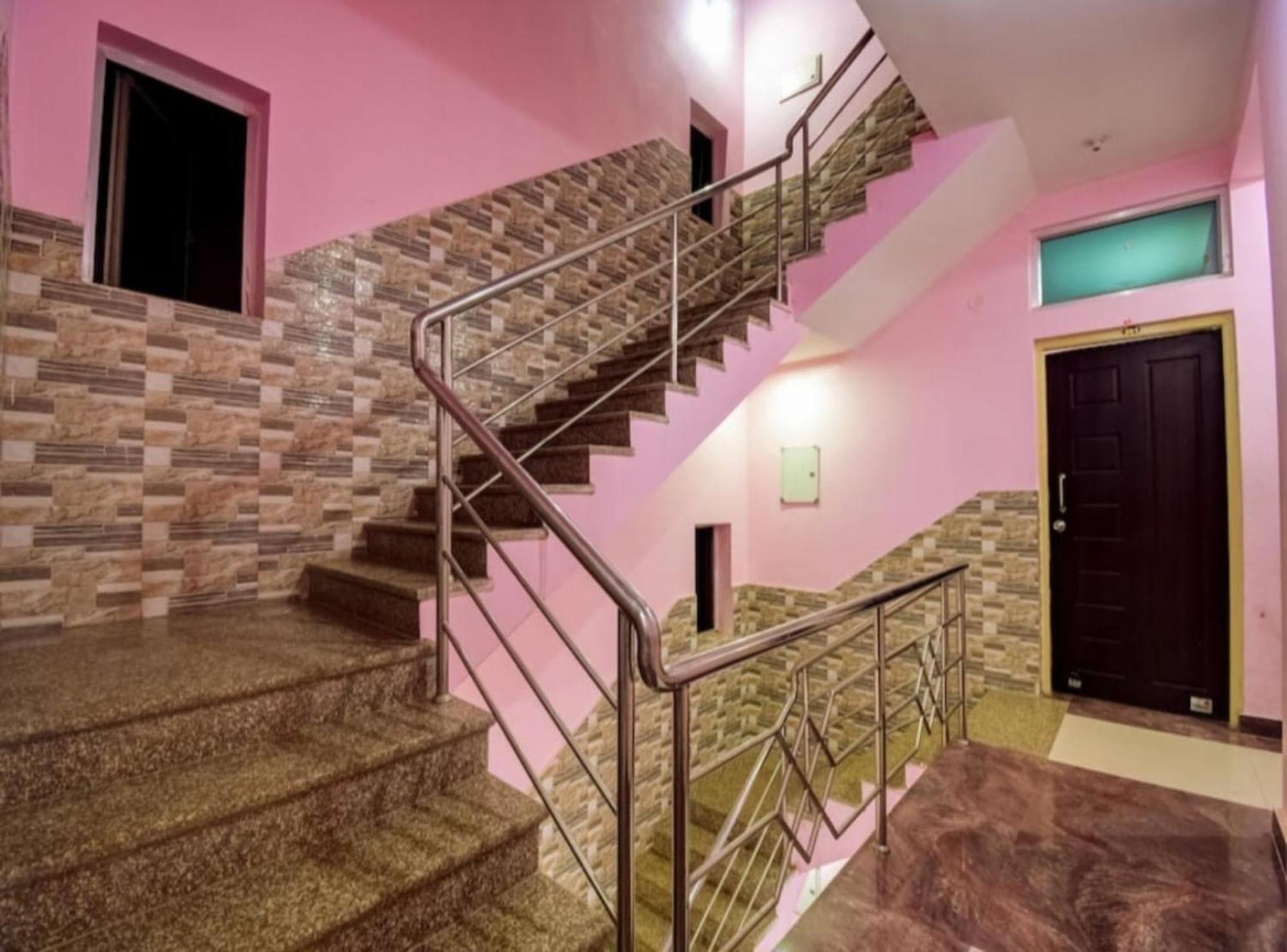 Hotel Planet9 Puri Official Bagian luar foto
