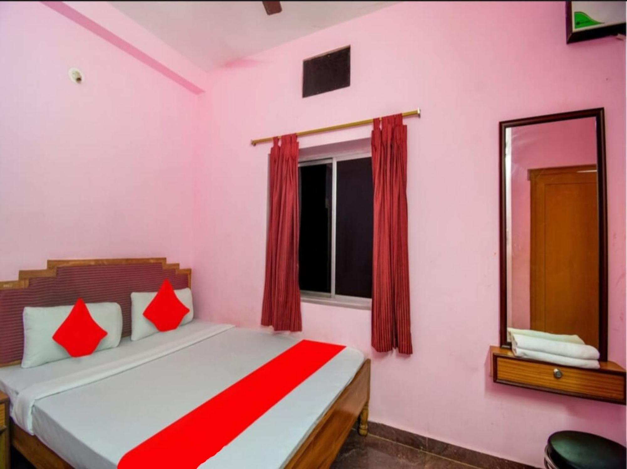 Hotel Planet9 Puri Official Bagian luar foto