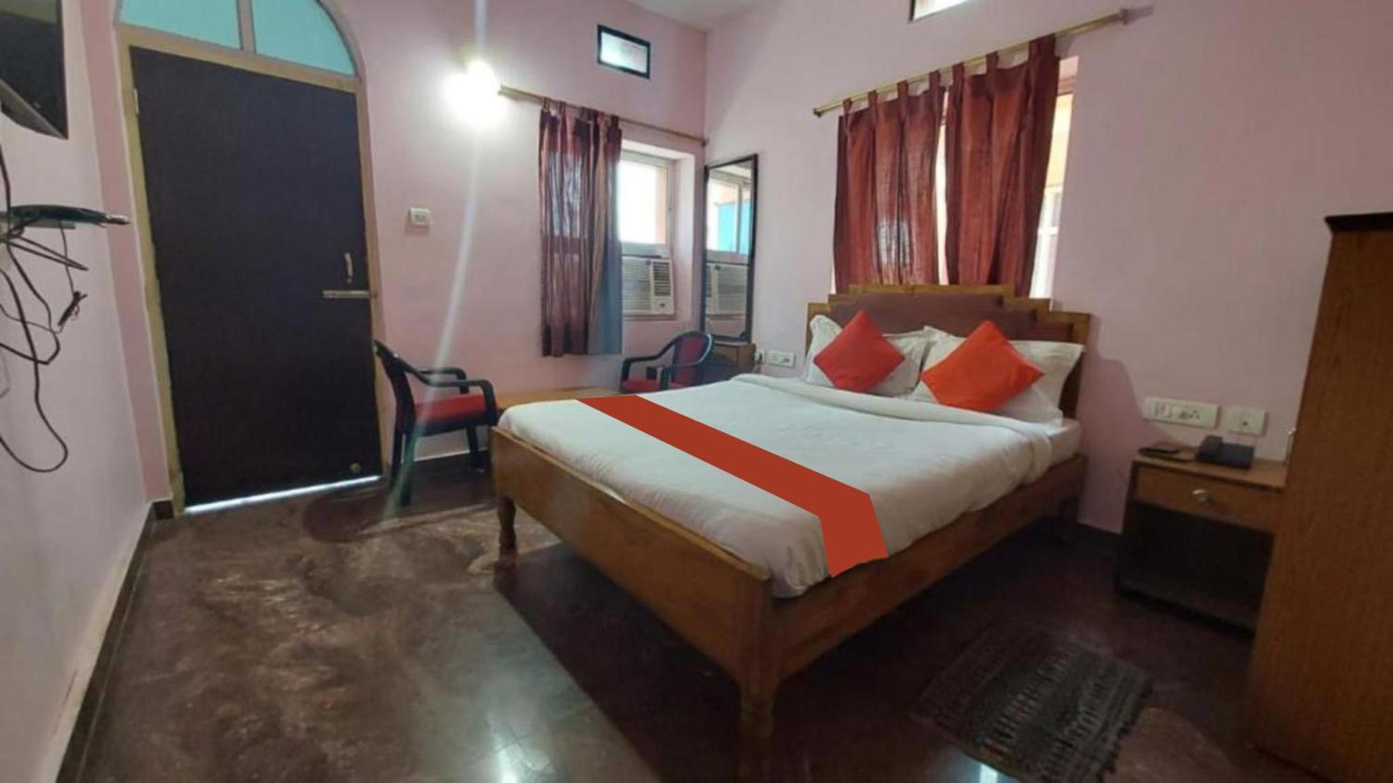 Hotel Planet9 Puri Official Bagian luar foto